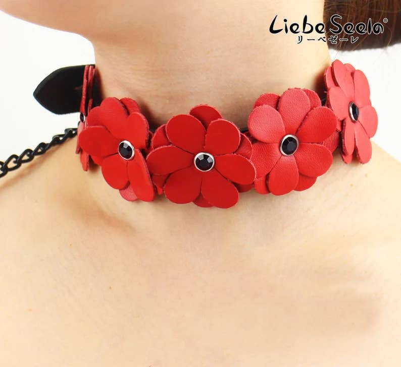 Black and Red Leather Flowers Collar with Leash